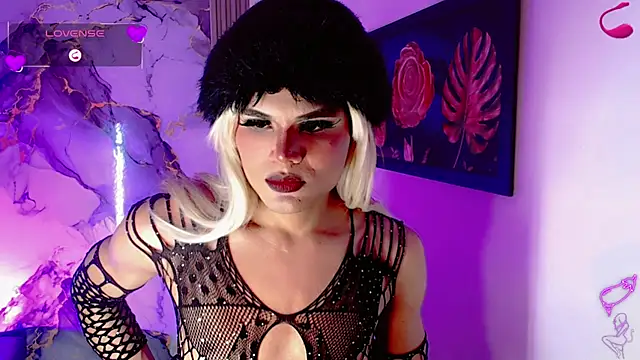 SophiaWild_ webcam