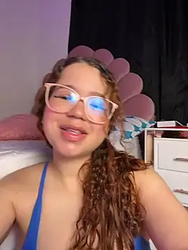 Lucyklein2022 webcam