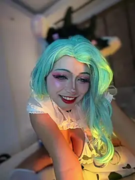 seraphine23 live Stripchat room