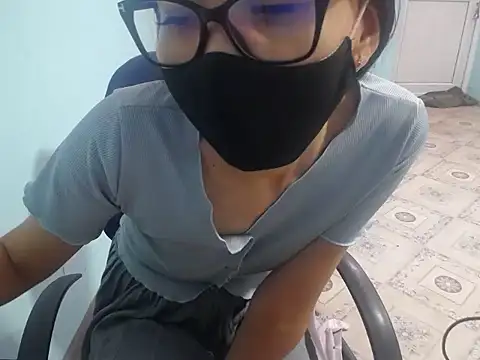 elllaaxx webcam