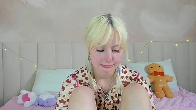 AdeleSilvy webcam