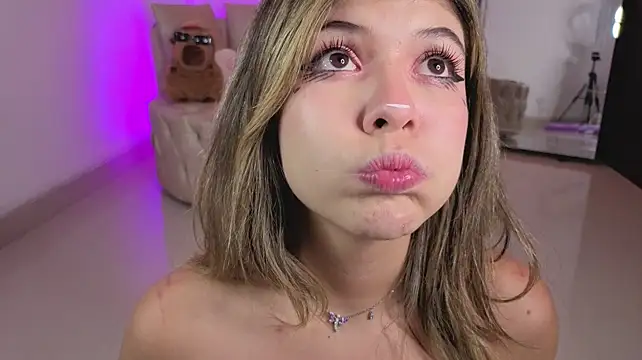 nataasha___ (F young) - DILDO IN PUSSY