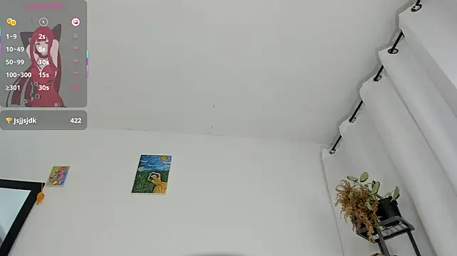 Mia-Valeria- webcam