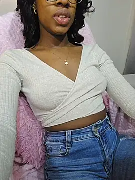 Im_Camila__ webcam