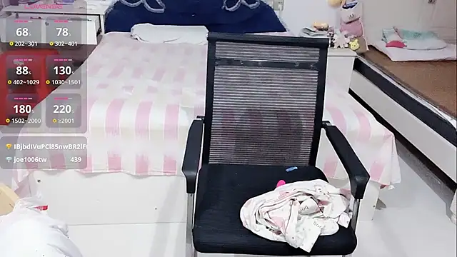 miaomiao-99 webcam