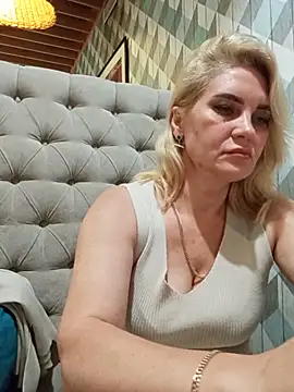 JennyOMay webcam