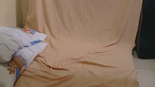 angel_pussie webcam