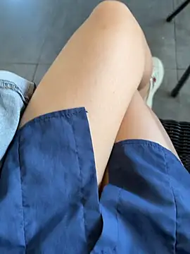 Love-public webcam