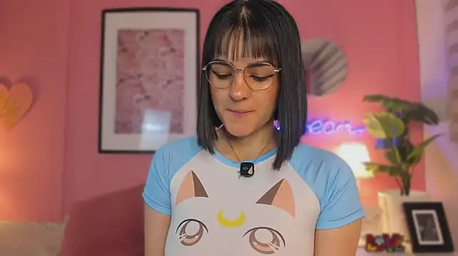 SoySaraa webcam