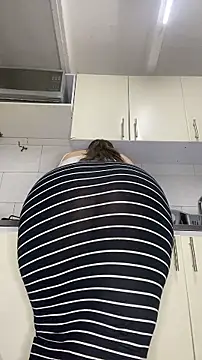 Chloee_Peach webcam