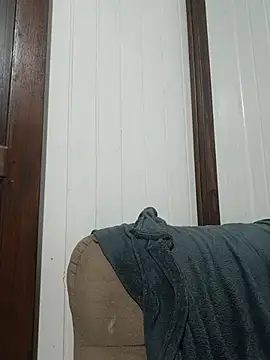 Lupita_sol's room