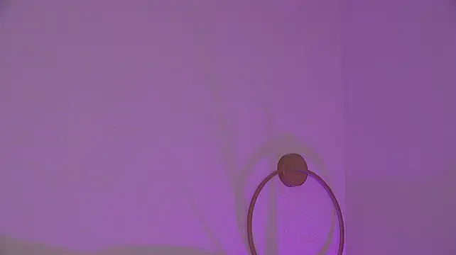 Eva_Devine