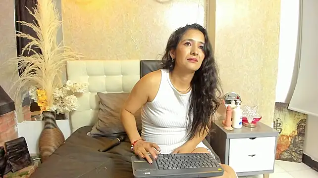 Vicky_Angeel webcam