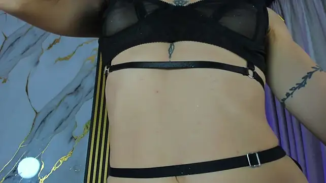 TinaJaneo_01 webcam