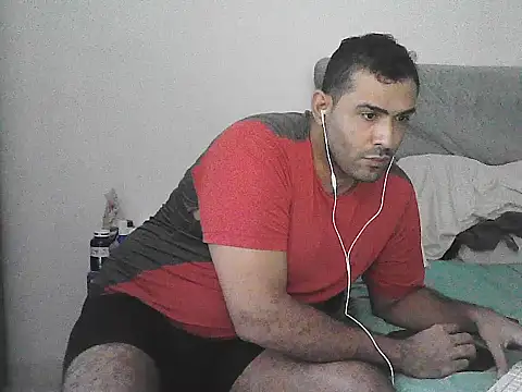 alphalatinobearx webcam