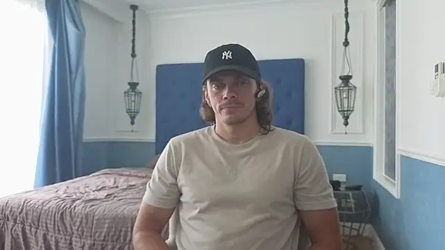Marrymeplz webcam