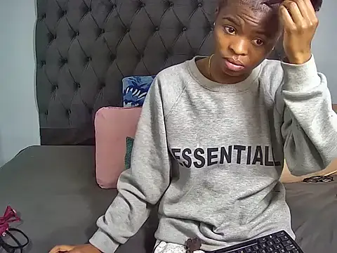 Puxxyclutt webcam