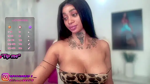 GinnaBolton webcam