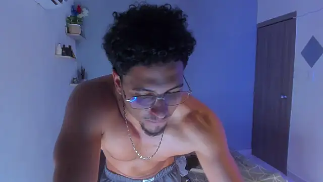 Kris_Khalifa69 webcam
