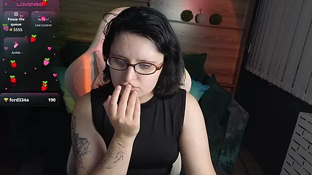 charlotte_mee live cam on StripChat