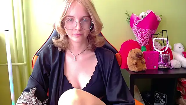 juicyPenny webcam