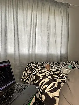 Ebony_Warlock_ webcam