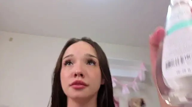Milly_Lane webcam