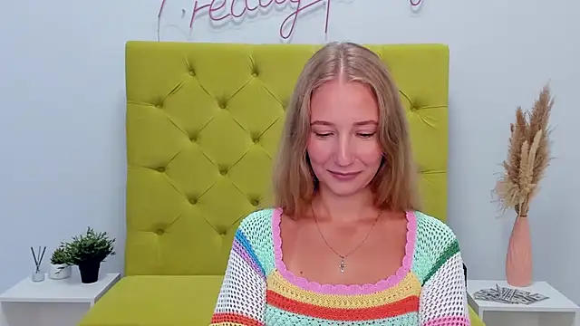 LolaWilsons webcam