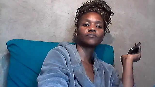 sexybigass31 webcam