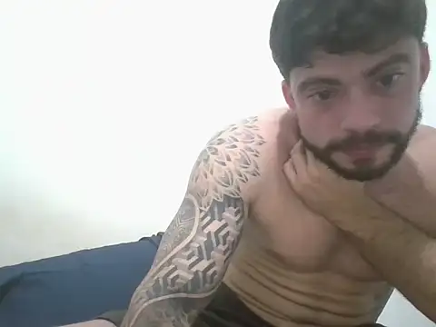 Itadelic131 webcam