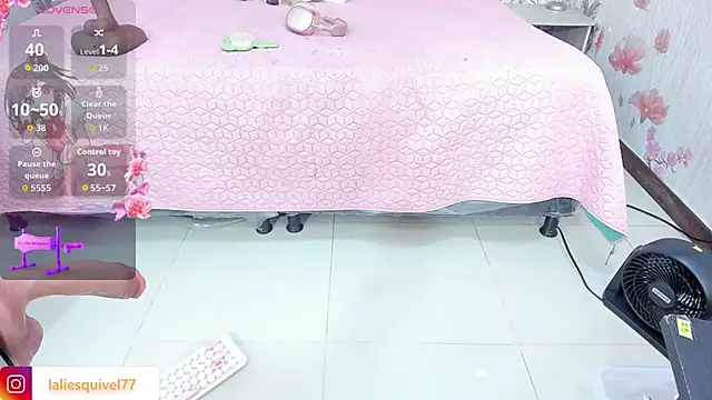 SafiroAgataaa webcam