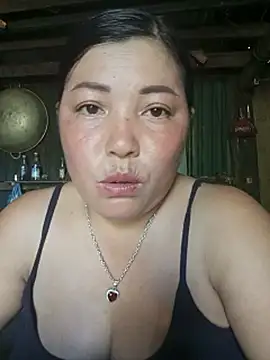 sary-hot2x webcam