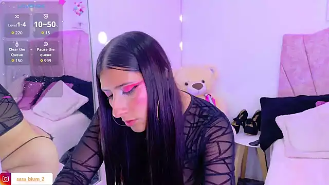 Sara_Blum webcam