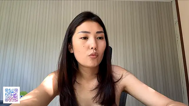 LindaHernandez webcam