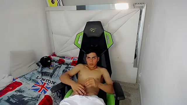 RyanFlirty webcam