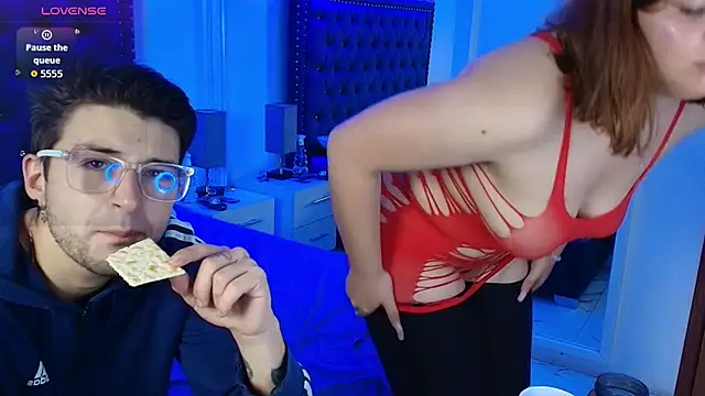 Isis_and_jake webcam