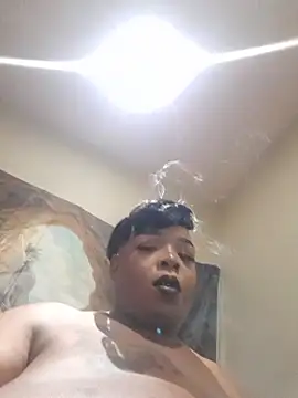 xGIANTEBONY30x webcam