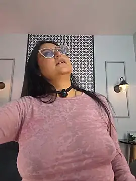 Amber_gold_ webcam