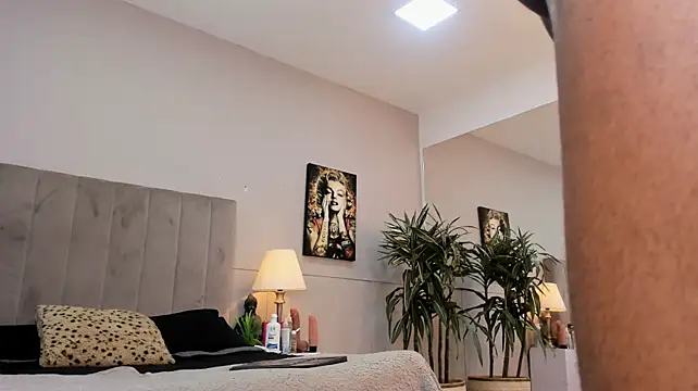 Angie_abby webcam