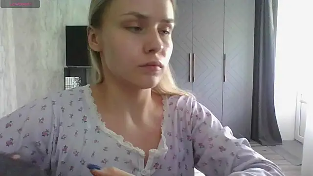 Annie_Cohn webcam