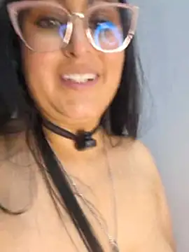 Amber_gold_ webcam