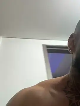 Andrew_Johnnson webcam