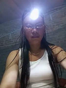 Heli_pusy live cam room