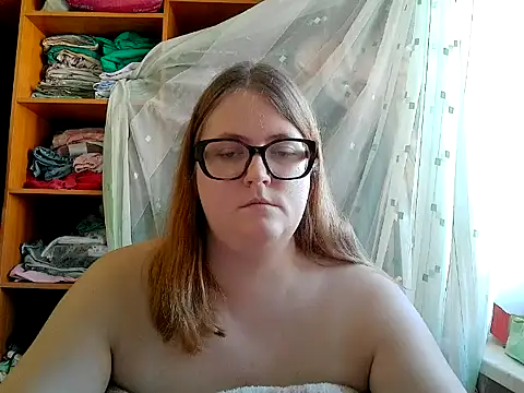 DesireMelissa live cam on StripChat
