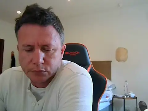 TroyDieselXXX webcam