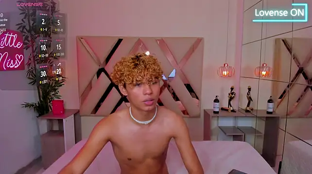 Anyelo_Twink webcam
