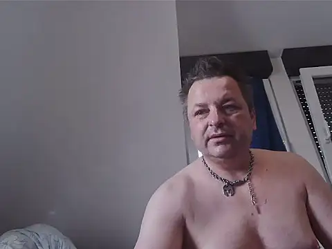 boy0230M webcam