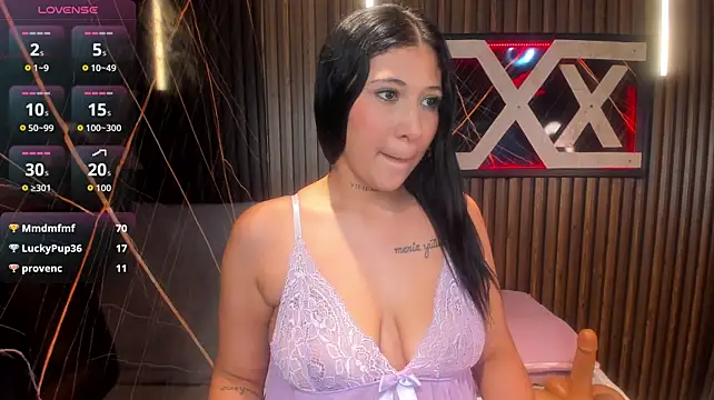 Miah_Palacio webcam