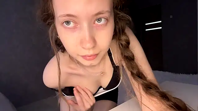 Emily_Mur_ webcam