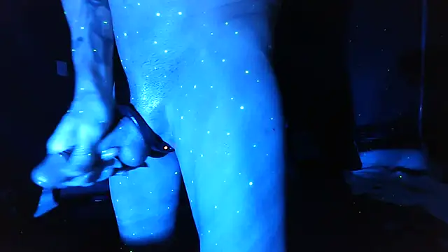 trublues52 live cam on StripChat
